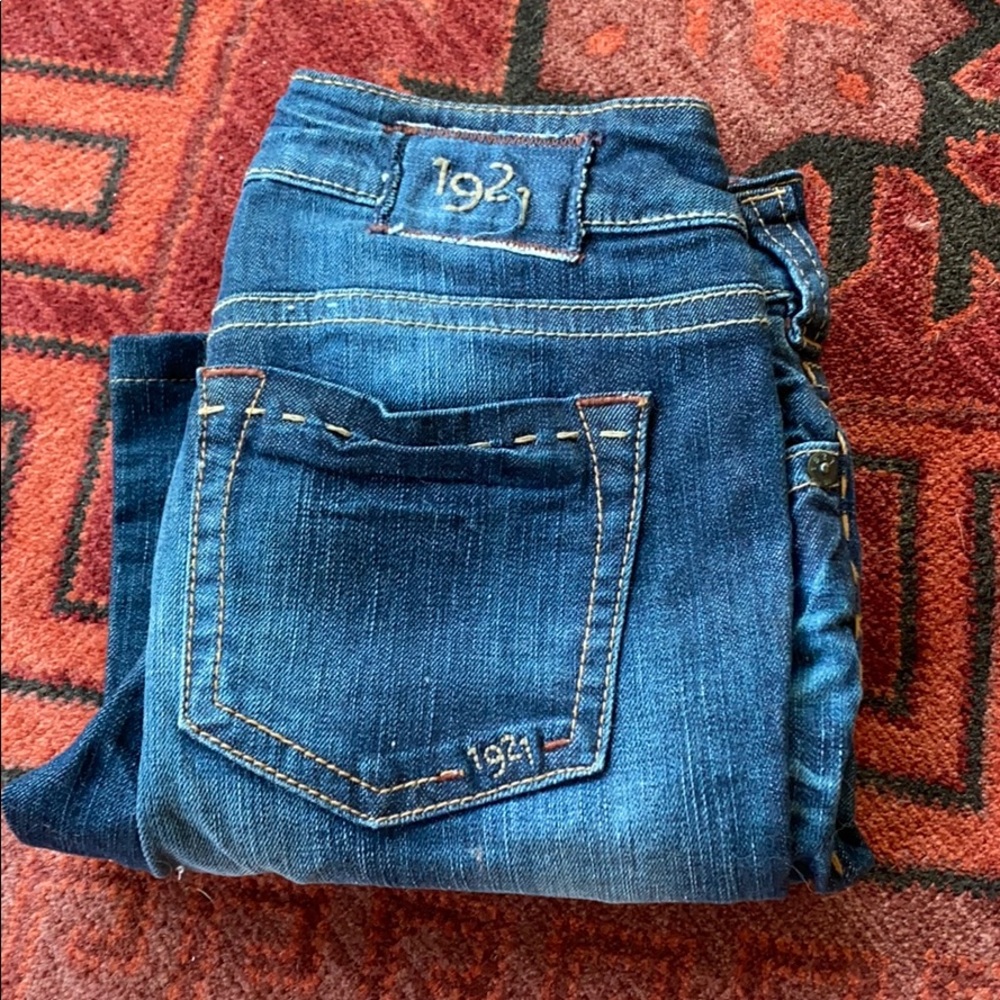 1921 bootcut jeans w/ stitching detailing